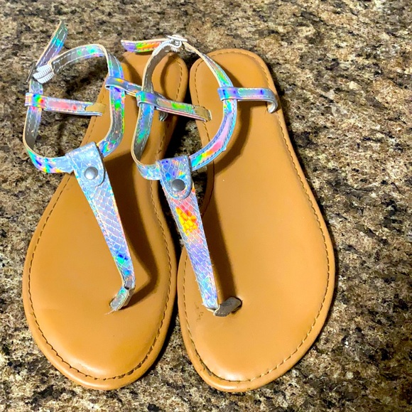 westloop Shoes - EUC Westloop sandals size 5/6